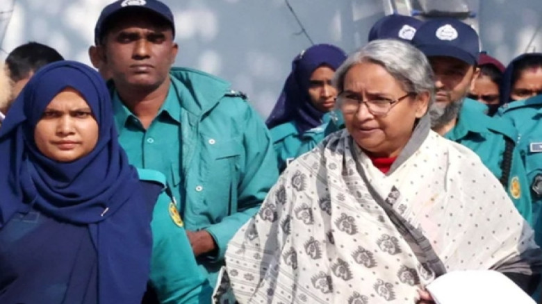 রিকশাচালক হত্যা মামলায় রিমান্ড শেষে কারাগারে পাঠানো হলো দীপু মনিকে