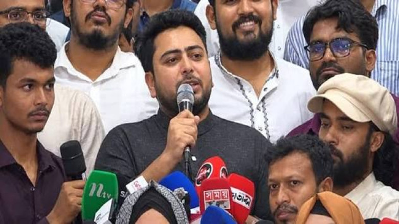 বর্তমান সংসদের স্থায়িত্ব নিয়ে সংশয়, প্রশ্ন তুললেন নাহিদ ইসলাম