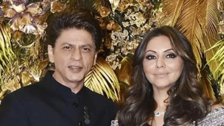 শাহরুখের নিয়ন্ত্রণমূলক আচরণে বিচ্ছেদ চেয়েছিলেন গৌরী