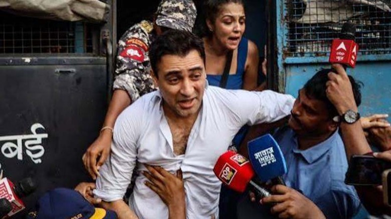 ইমরান খানের ভারত ছাড়ার নির্দেশে স্থগিতাদ