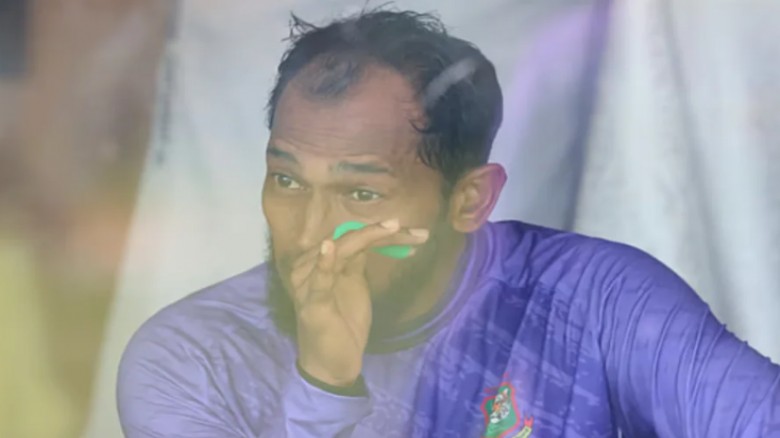 আঙুলের চোটে মিরপুর টেস্টে নেই মুশফিক
