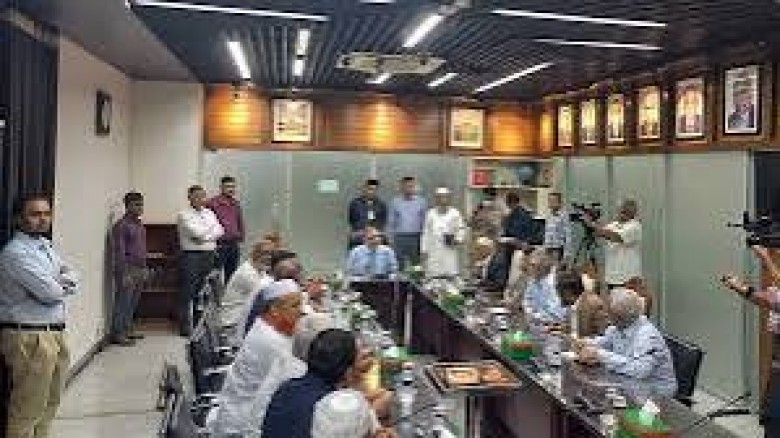 আগামীকাল ইসির অগ্নিপরীক্ষা, মন্তব্য ১১–দলীয় ঐক্যের