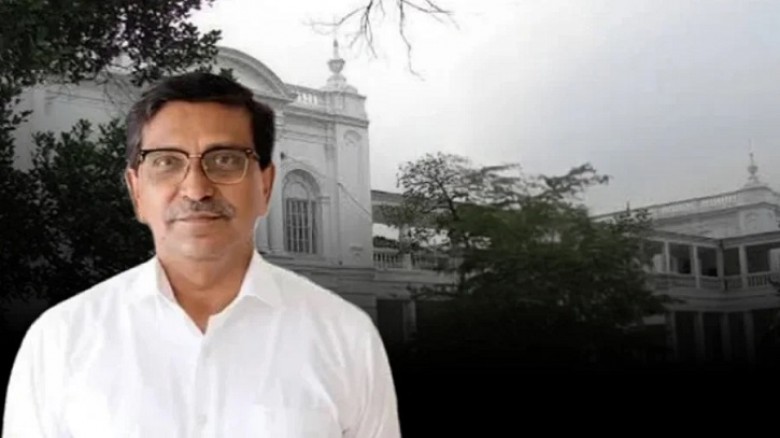 মানবতাবিরোধী অপরাধে হানিফের মৃত্যুদণ্ড ঘোষণা